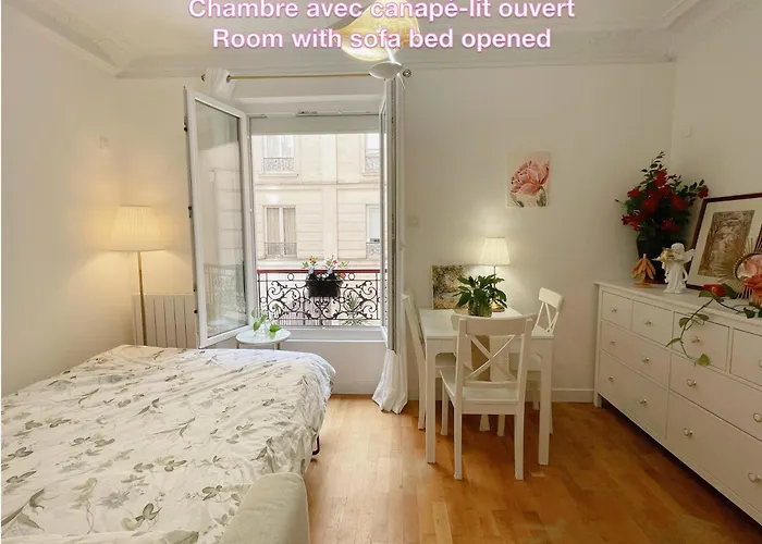 Privee, Sdb Partage, Arc De Triomphe, Metro 1, T3b, Rer C E A *